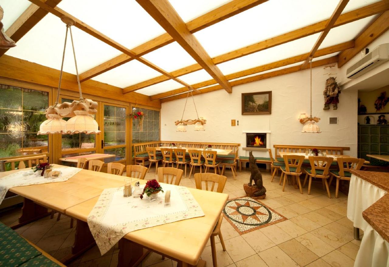 Gasthaus Zur Wolfsschlucht Hotel Sugenheim Luaran gambar